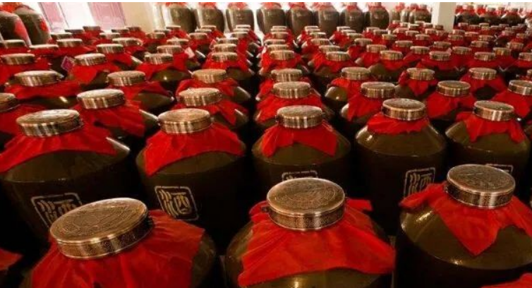 「代理商加盟」酱香白酒为何受代理商加盟们的如此青睐？